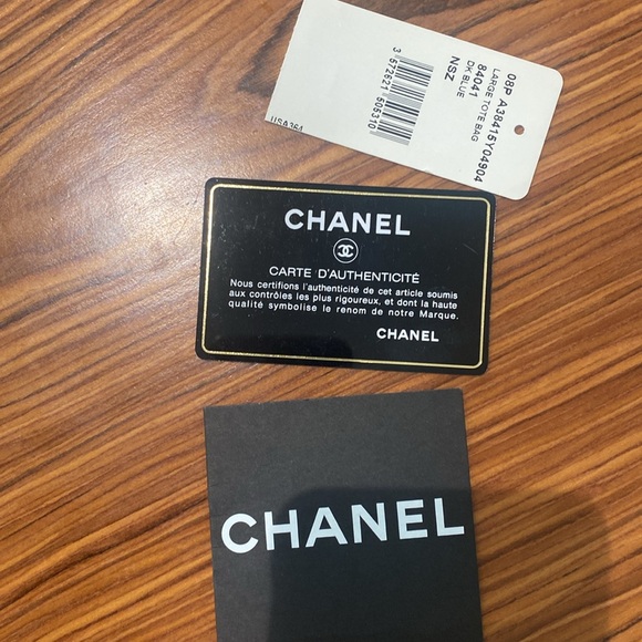 Chanel cruise puzzle tote - Picture 6 of 8